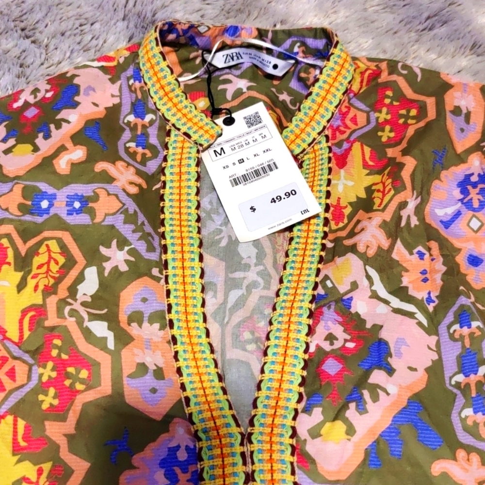 Patterned Zara Top - Picture 2 of 4